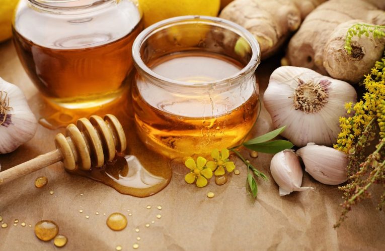 [蜂蜜資訊] 空腹吃大蒜和蜂蜜對身體有不可思議的作用！